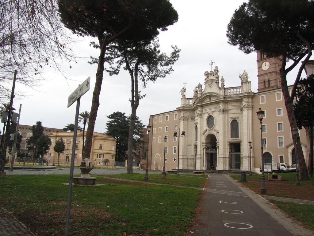 B&B Sessoriana Rome Exterior photo