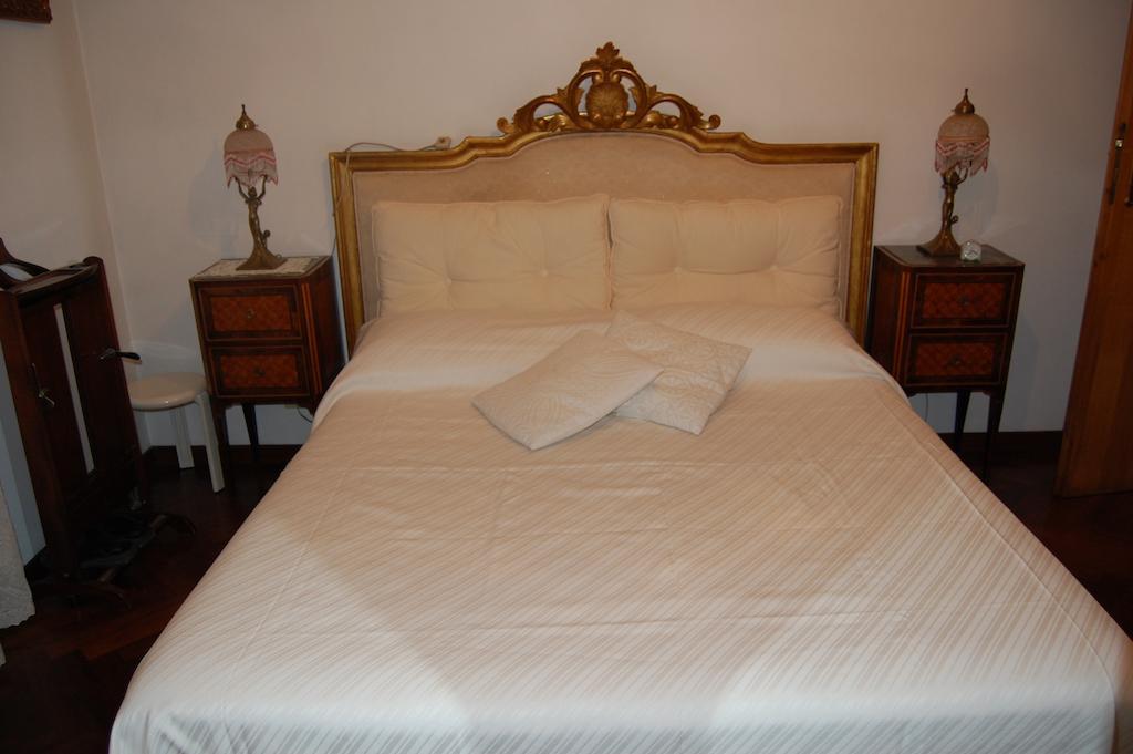 B&B Sessoriana Rome Room photo